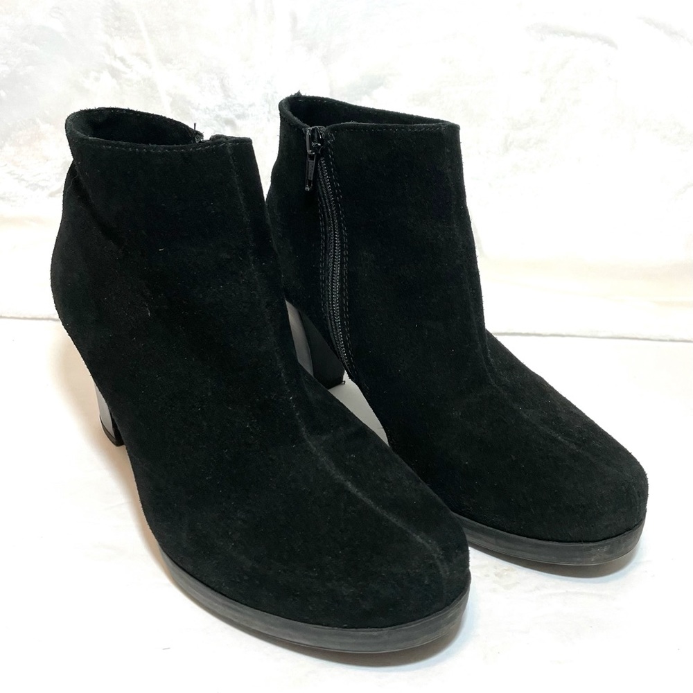 La Canadienne Oliver Waterproof Suede Bootie Black Ankle Boots Stacked Heel 7 - Picture 4 of 12